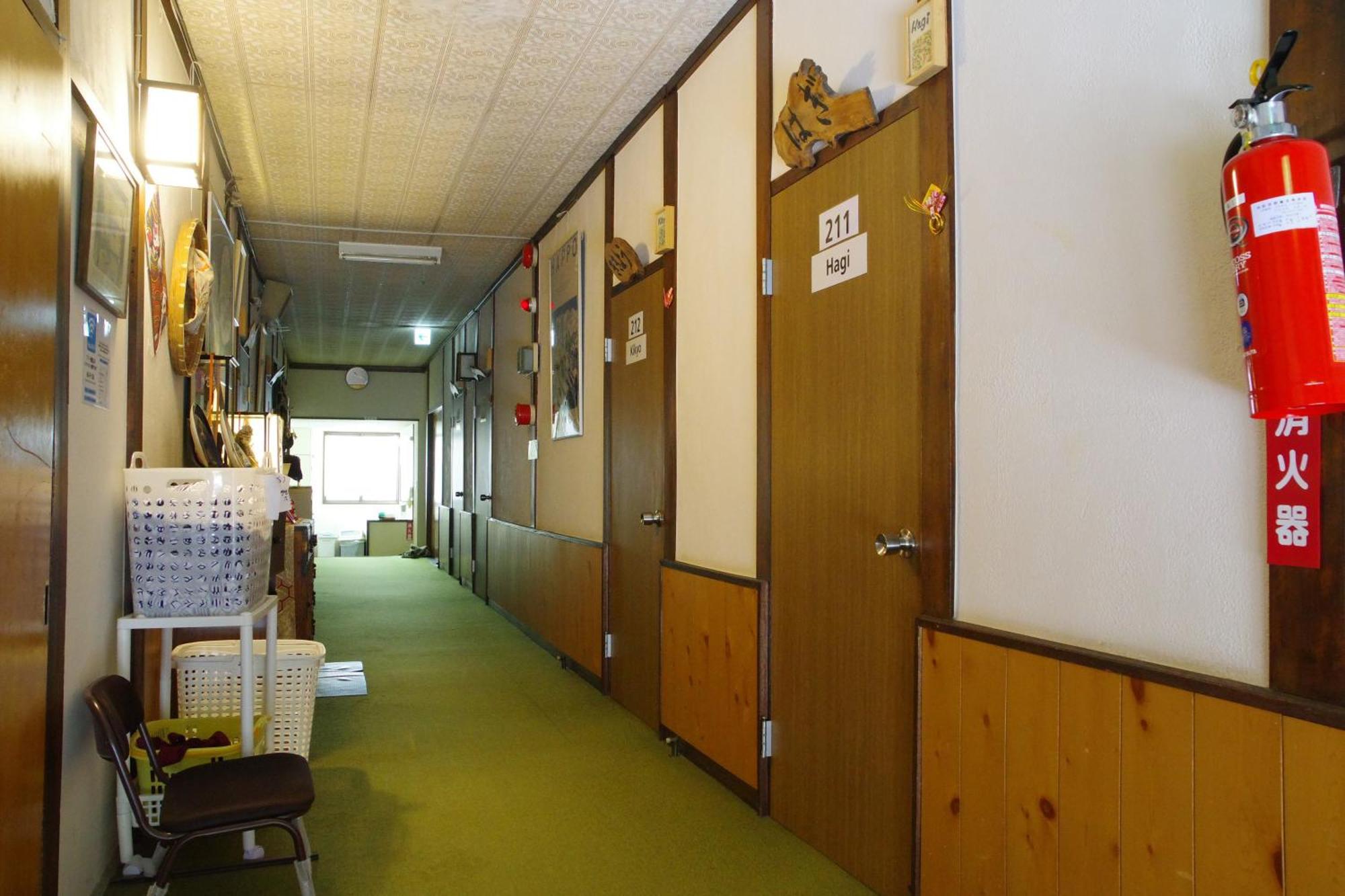Hakuba Ski-Kan Exterior photo